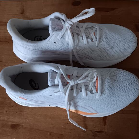 ASICS Womens Versablast 4 White Light Ube 1012B775 Size 10 Running Shoes - Picture 4 of 13